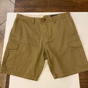 Volcom cargo shorts euc 36x20